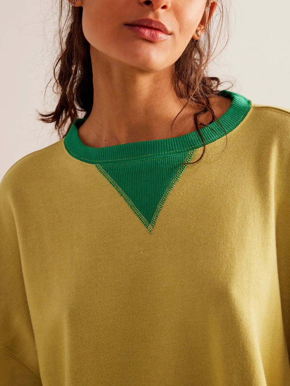 Long sleeved top loose trendy brand off shoulder round neck sweatshirt jacket for women in spring and autumn