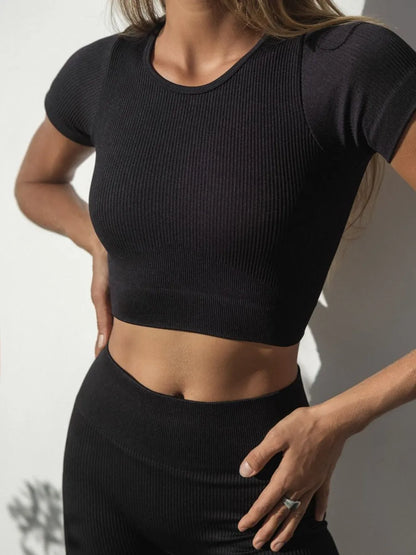 New women's solid color pit stripe cotton comfortable round neck short sleeved T-shirt for women