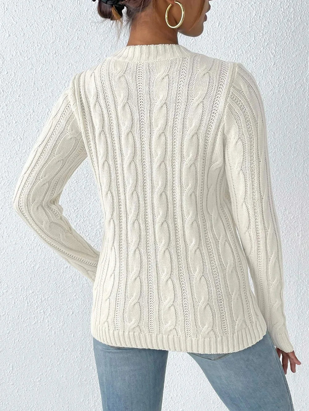 Autumn and winter round neck pullover simple base shirt heart sticker woven sweater