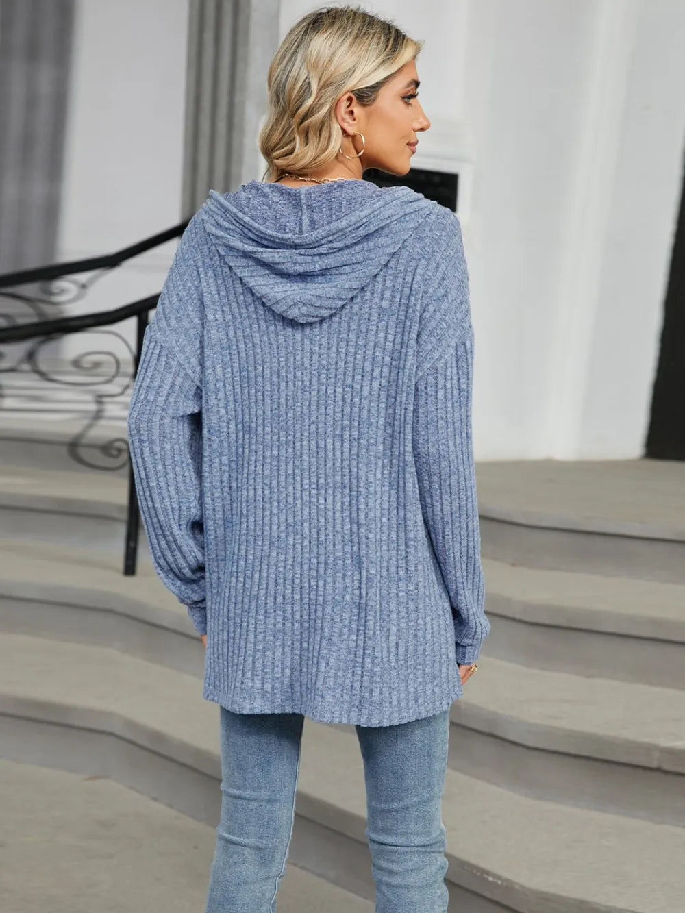 Autumn and winter new solid color hooded button loose long sleeved top