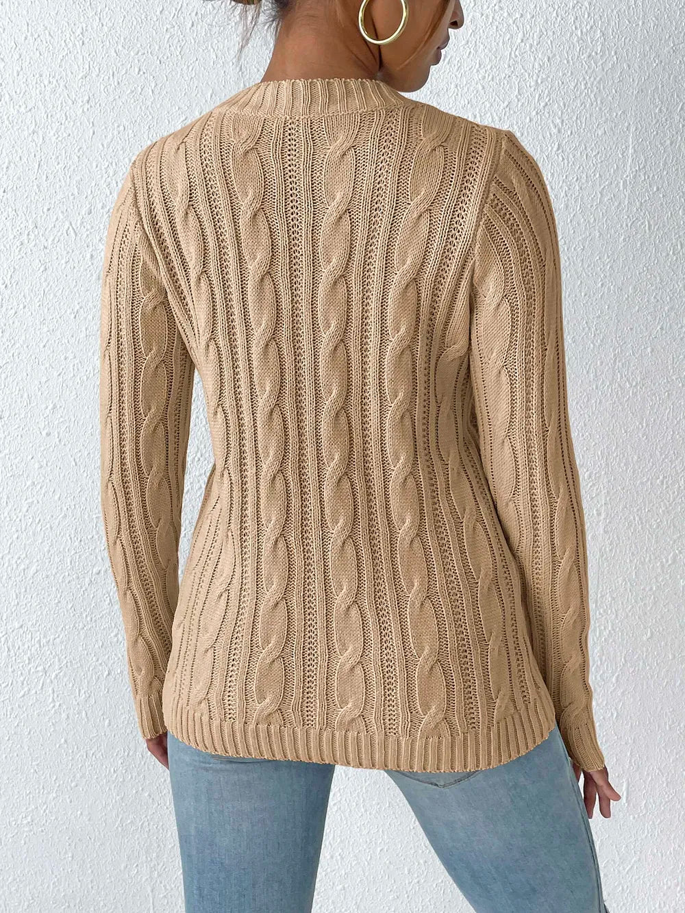 Autumn and winter round neck pullover simple base shirt heart sticker woven sweater